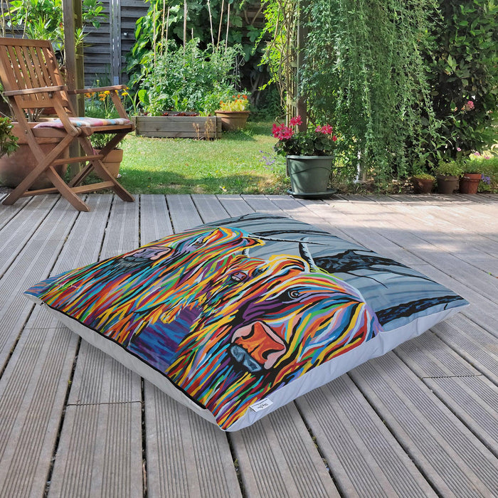 Jean & Bob McCoo and the Bairns - Outdoor Cushions